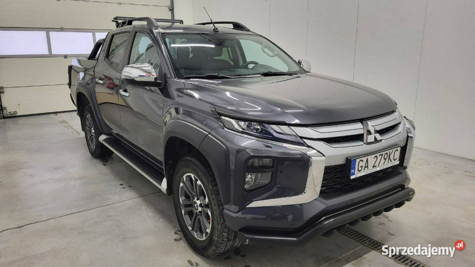 Mitsubishi L200 22 d DC Stark Basic aut L200 Grójec