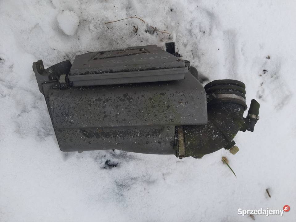 Volvo V40 S40 19 D obudowa filtra powietrza Ksawerów