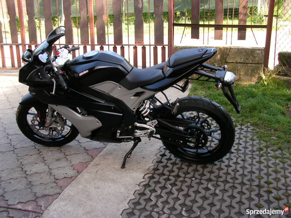 PEUGEOT XR7 50 derbi gpr rs2 aprilia rs yamaha t nieuszkodzony