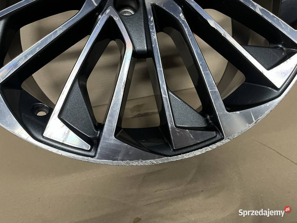 Felga pojedyncza Audi A6 S6 4K C8 4K0601025BD Gostyń