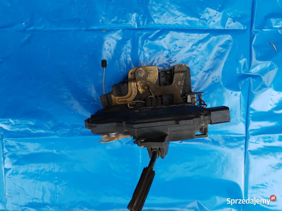 Zamek drzwi Passat b5 LT 3B48390158 Zabrze