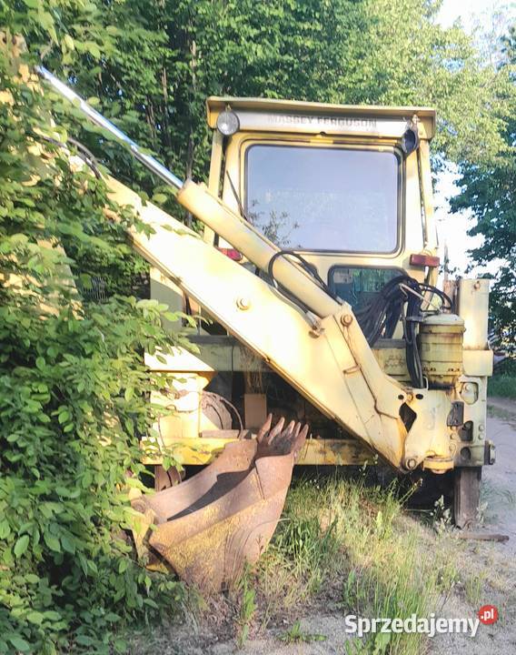 MF 50 D koparko ładowarka napęd na 4 koła dolnośląskie Żarów sprzedam