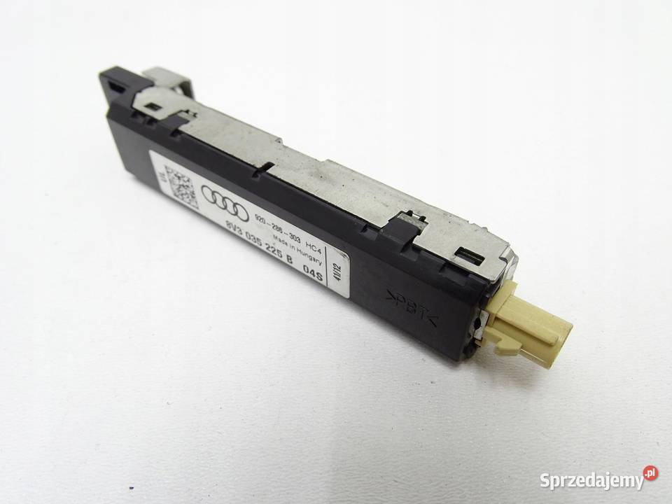 WZMACNIACZ ANTENY ANTENOWY AUDI A3 8V 8V3035225B