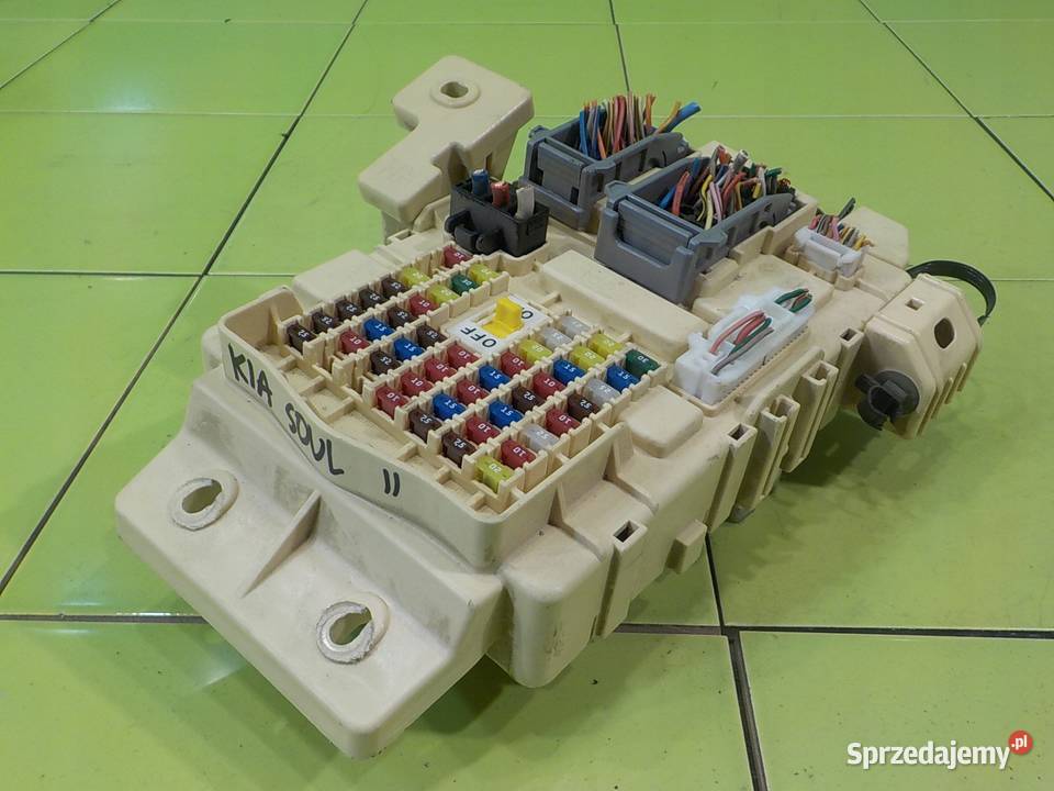 KIA SOUL II 16 CRDI 15r 5D skrzynka Suków