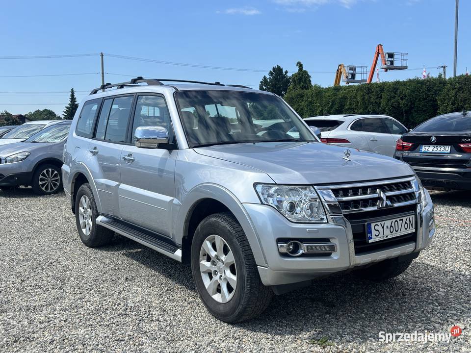 Mitsubishi Pajero 2018r 4x4 Automat Gwarancja światła przeciwmgielne Pajero Paniówki