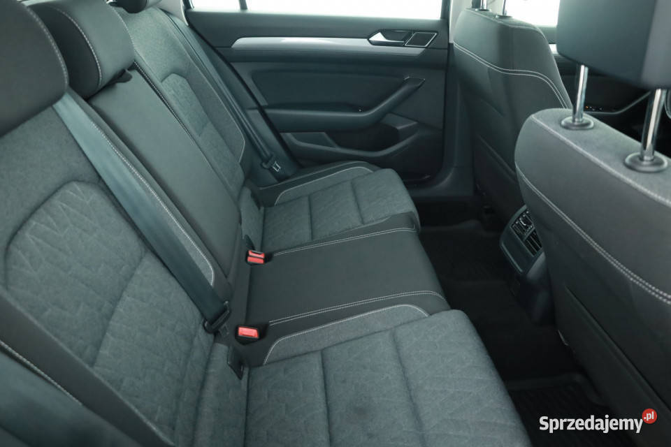 VW Passat 15 TSI relingi dachowe mazowieckie Piaseczno sprzedam