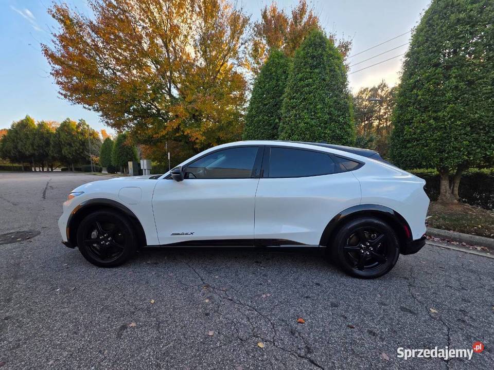 Ford Mustang MachE 2021 California Route 1 Wrocław