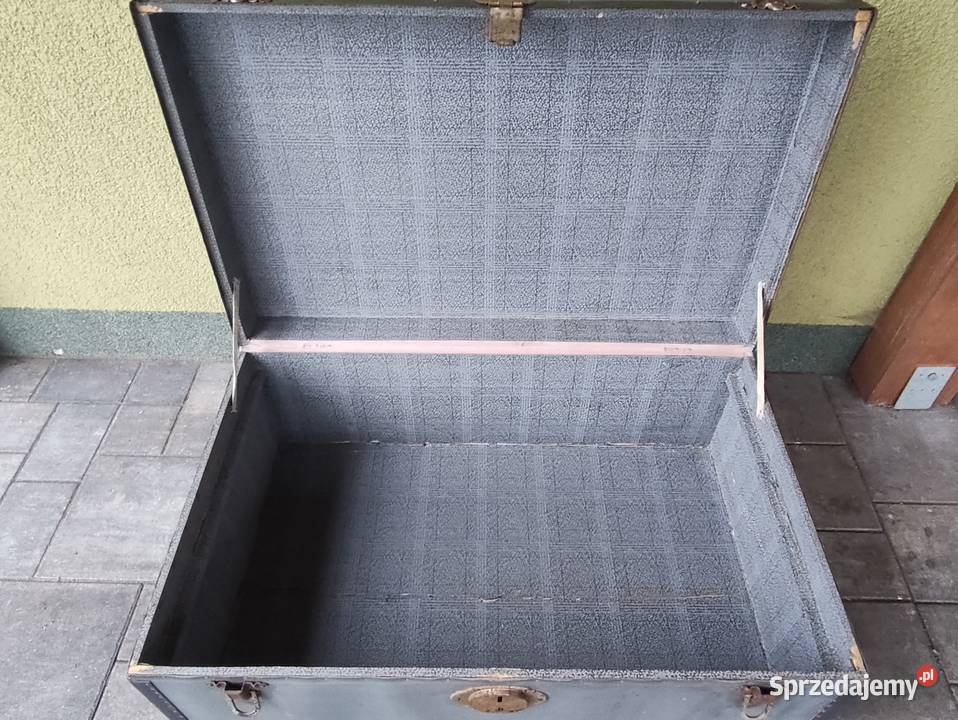 Stara walizka kufer Budzyń