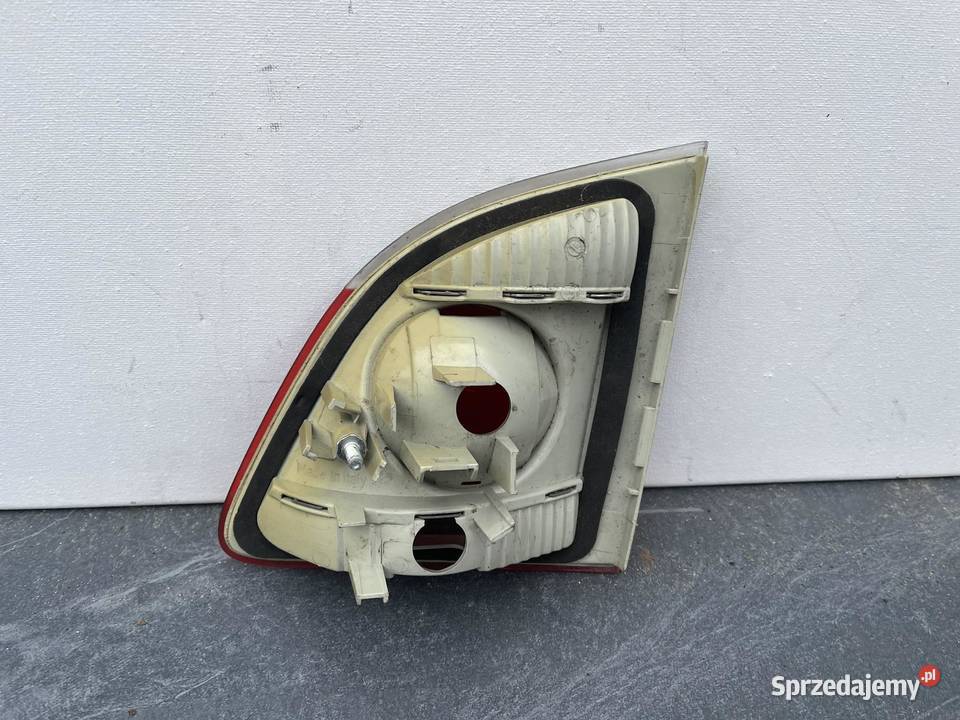 BMW 5 E61 LEWA LAMPA W KLAPĘ KOMBI Lampy tylne Ostroróg
