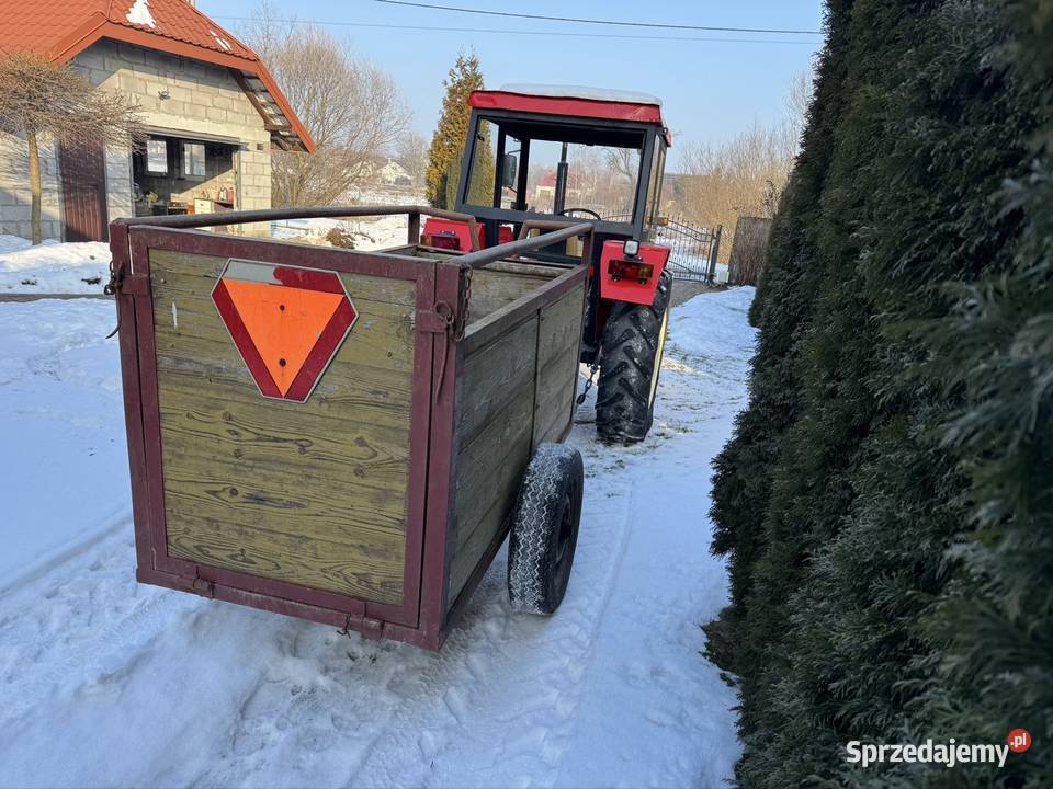 Przyczepa do przewozu zwierząt Kłaj
