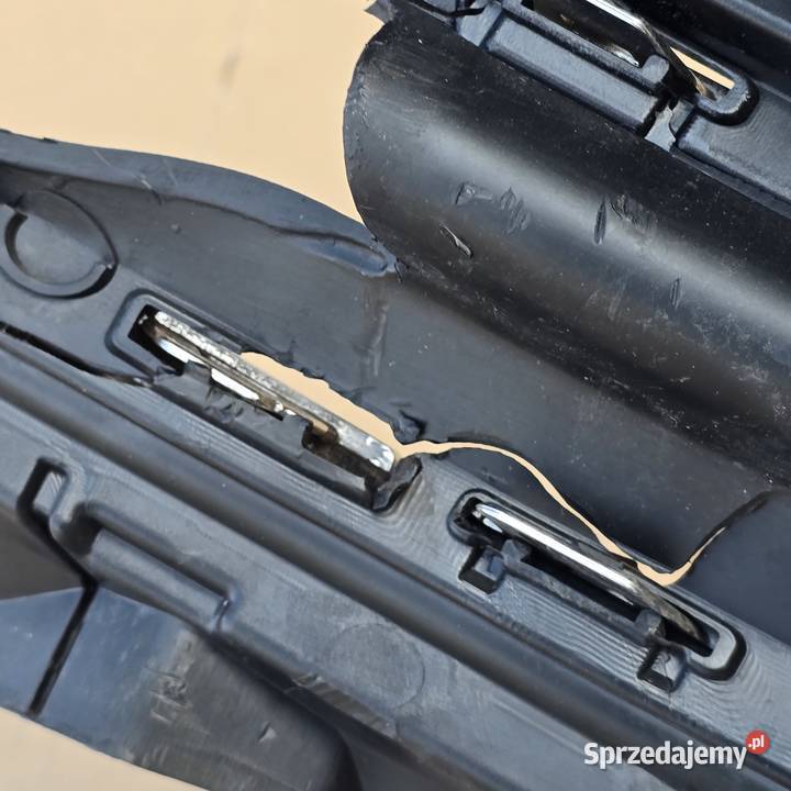 CITROEN BERLINGO IV 4 GRILL ATRAPA STELAŻ CHROM Bieleń sprzedam