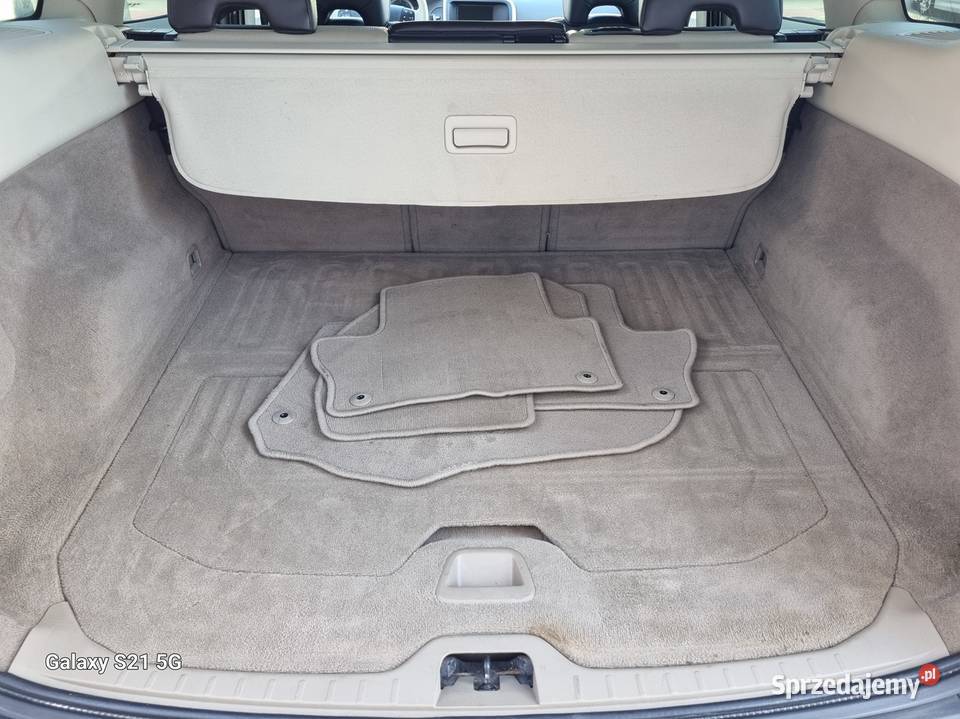 Volvo XC60 I 24 D 185 4x4 skóra ksenony alufelgi przyciemniane szyby
