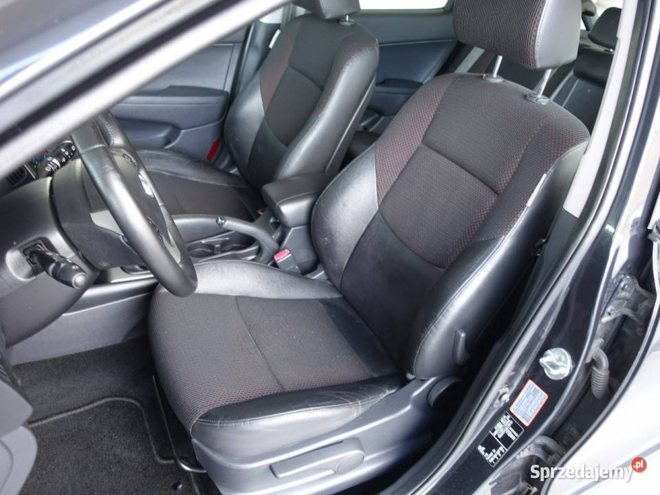 Hyundai i30 14 Ben110FIFA EditionPół skóryGrzane Lublin