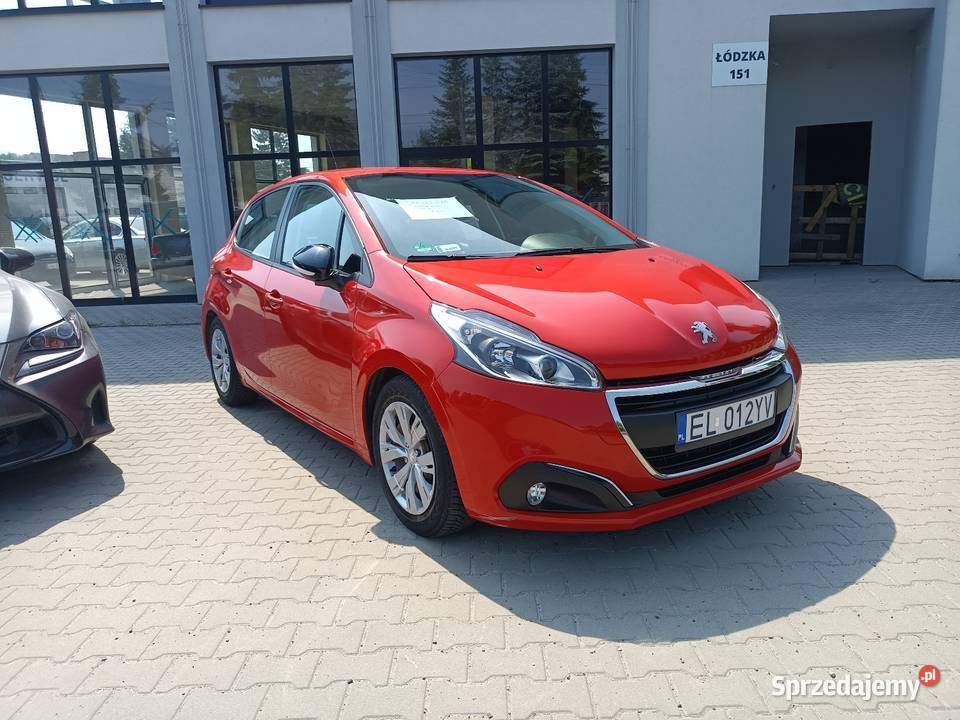 Peugeot 208 12 benzyna 2015 r lift bogata wersja Łódź