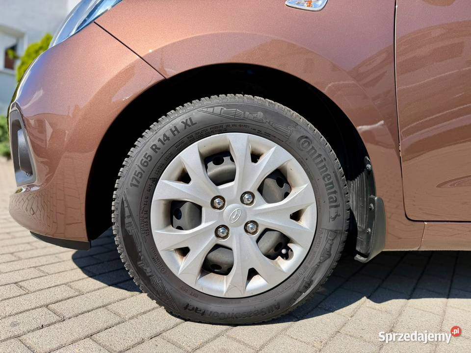 Hyundai i10 automat 12 benzyna moc 87 przebieg gniazdo AUX
