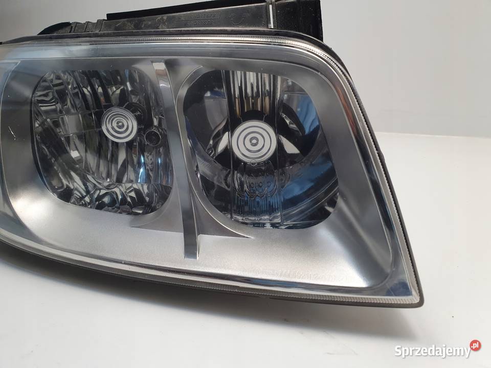 LAMPA PRAWA Hyundai Matrix lift 0508r PRZEDNIA Lampy przednie Rudka