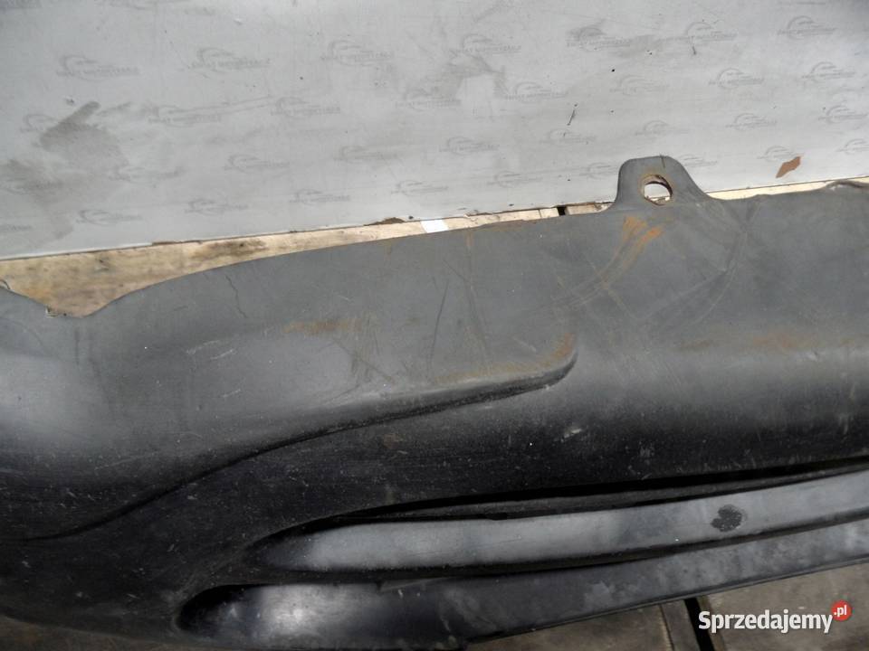 NISSAN VANETTE E 02r zderzak przód świętokrzyskie
