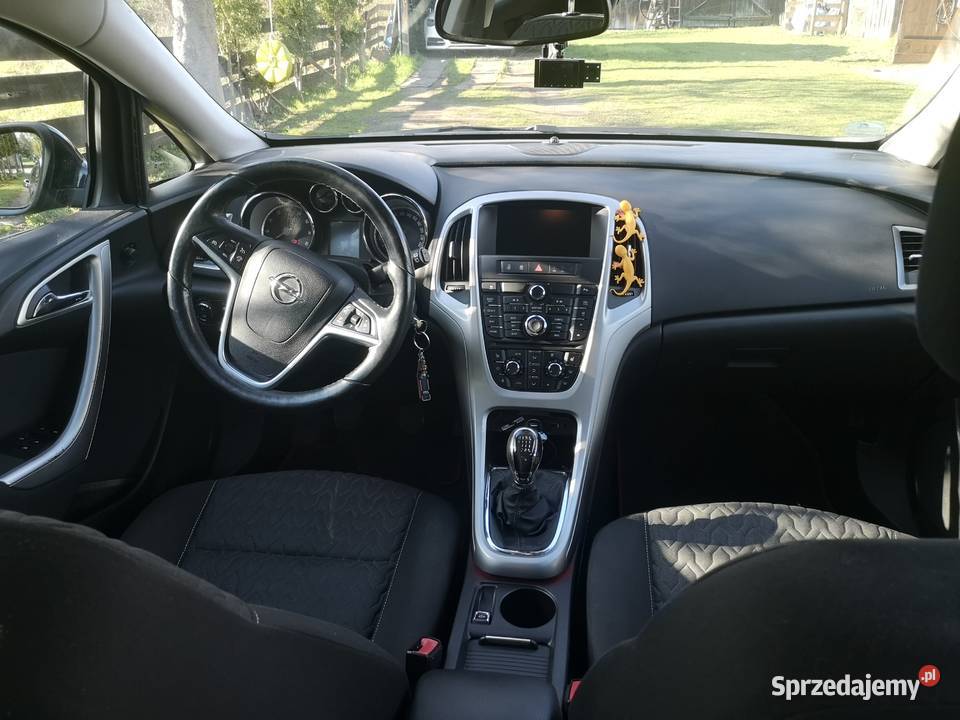 Opel astra 14 Turbo 2013 J Combi świętokrzyskie Gosań
