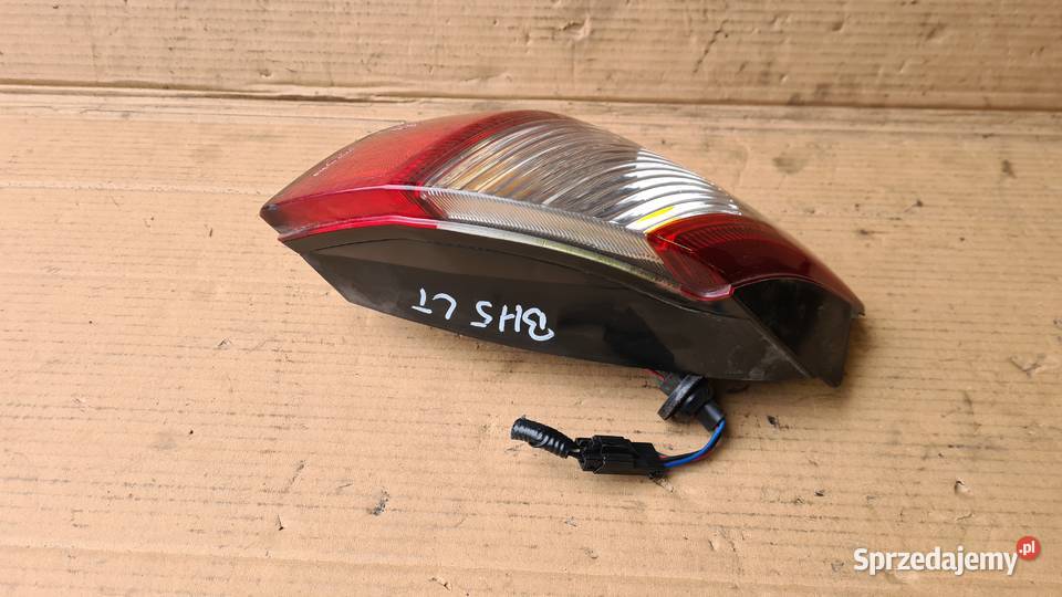 Subaru Legacy 3 BH5 lampa lampy tylne tył kombi Legnica