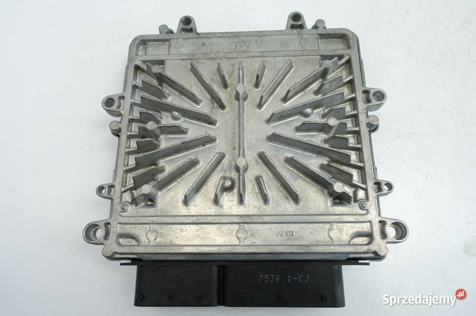 Volvo XC60 24 D5 KOMPUTER SILNIKA 0281030782 Rudka