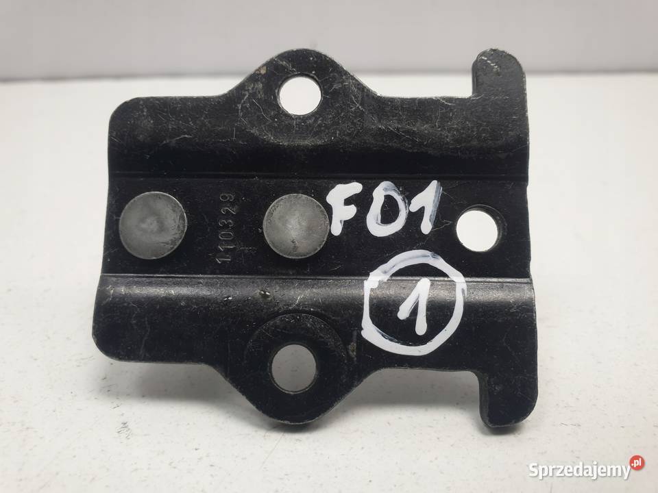 BMW F01 F02 RYGIEL TYLNEJ KLAPY Zamek 7199178 Rudka