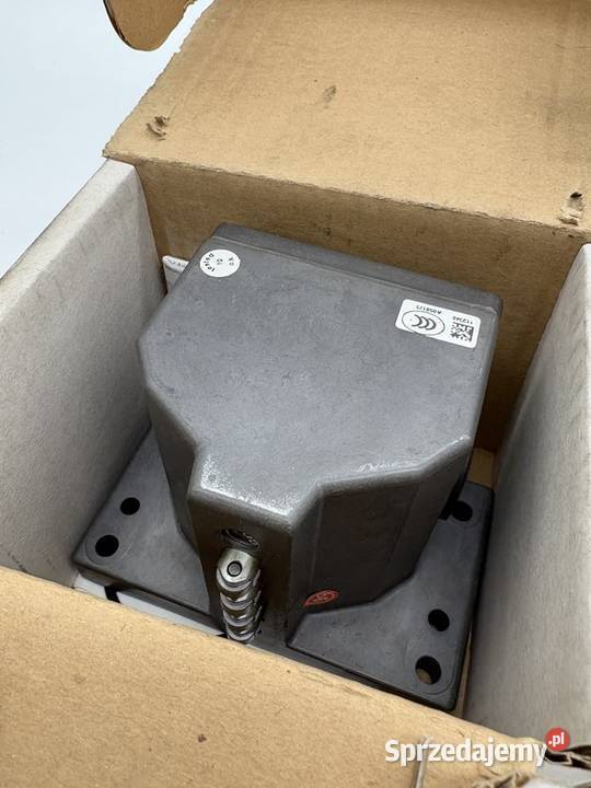 Euchner RGBF04R121514M 087104 Limit switch Warszawa