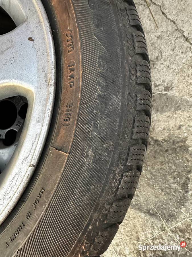 Alufelgi opel R15 opony zimowe Nawojowa sprzedam
