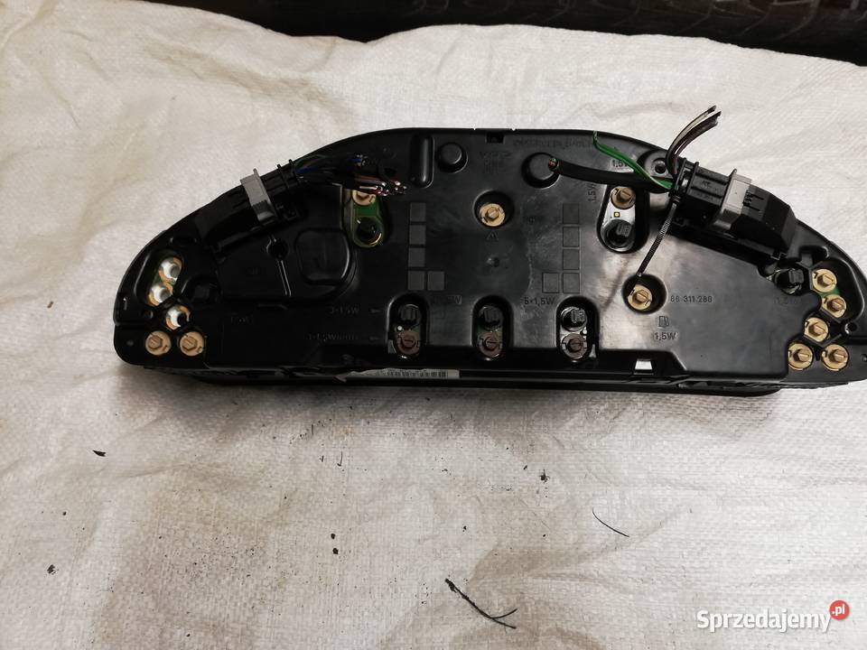 Licznik zegar prędkościomierz mercedes w210 30 wyposażenie elektryczne Układ elektryczny