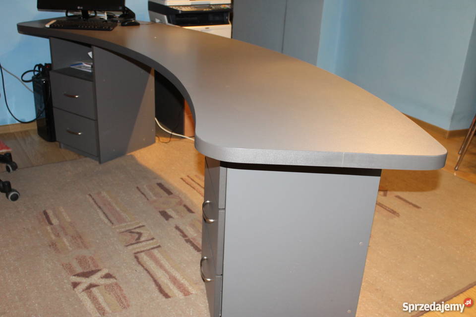 Sprzedam biurka i fotele biurowe