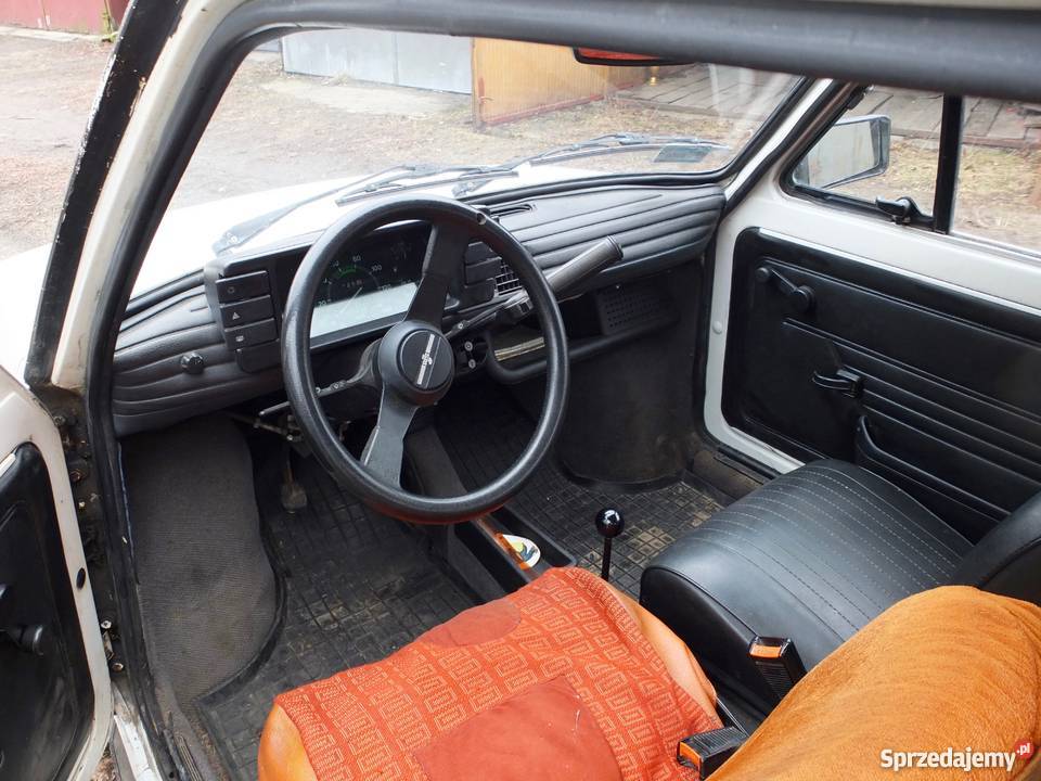 Fiat 126p EI650 wersja inwalidzka