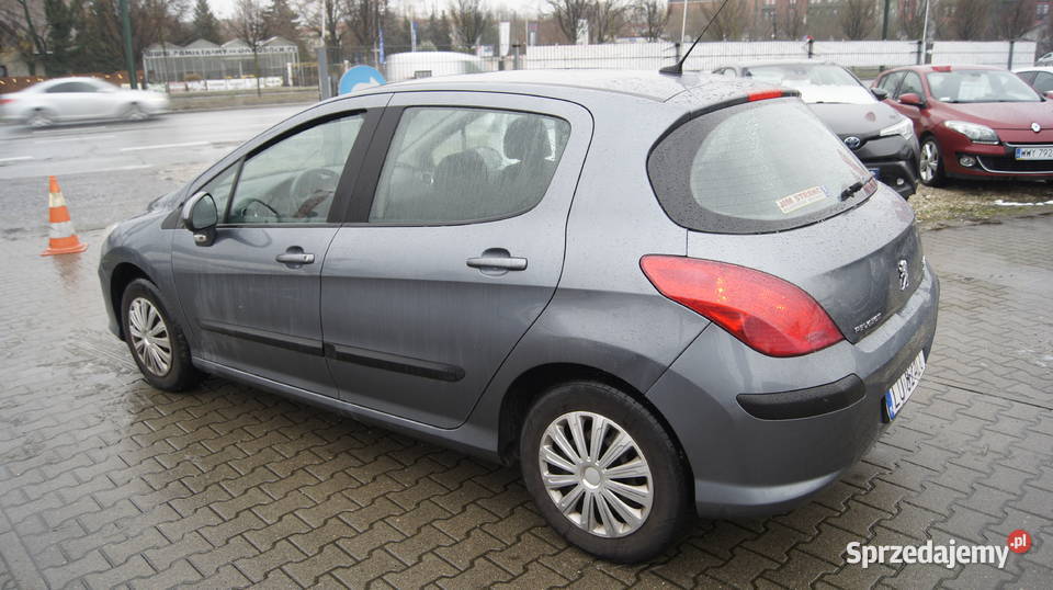 Ładny ekonomiczny z klimatyzacją Warszawa sprzedam