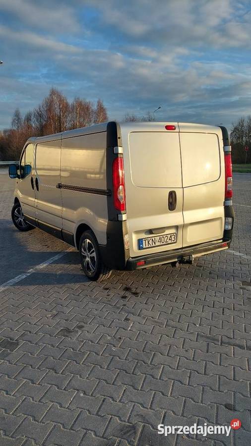 Opel Vivaro 2xdrzwi klima 20 super stan srebrny Końskie sprzedam