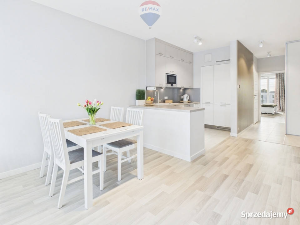 3 pokoje 2 balkony Klimatyzacja Garaż Cisza Warszawa