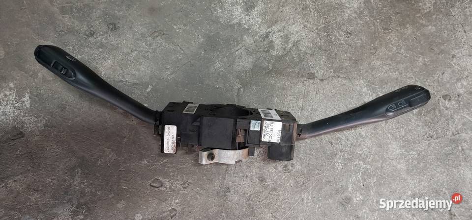 Przełącznik zespolony świateł wycieraczek Audi Konin sprzedam