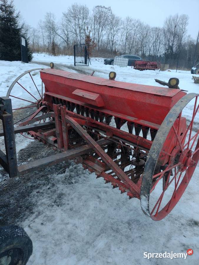 Siewnik zbożowy 19 lejkowy lubelskie Spławy Pierwsze