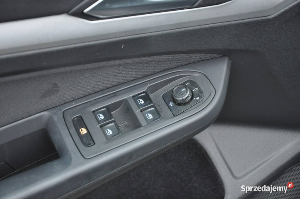 Volkswagen Golf 10TSI 110 Manual 6G Czujniki serwisowany w ASO podkarpackie Stalowa Wola
