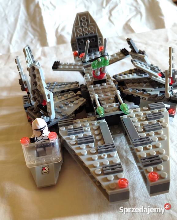 Klocki Star Wars Sokół Millenium Lego sprzedam
