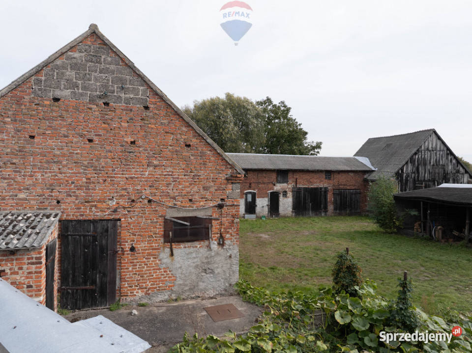Podrzewie dom zabudowania na dużej działce