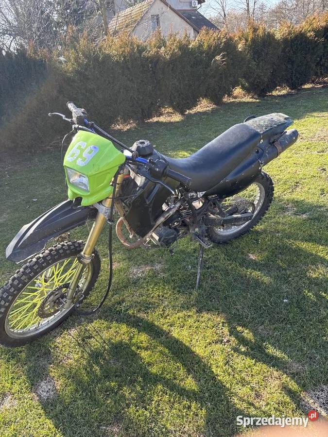 sprzedam crossa hyosung 250 z silnikiem Moretti nieuszkodzony