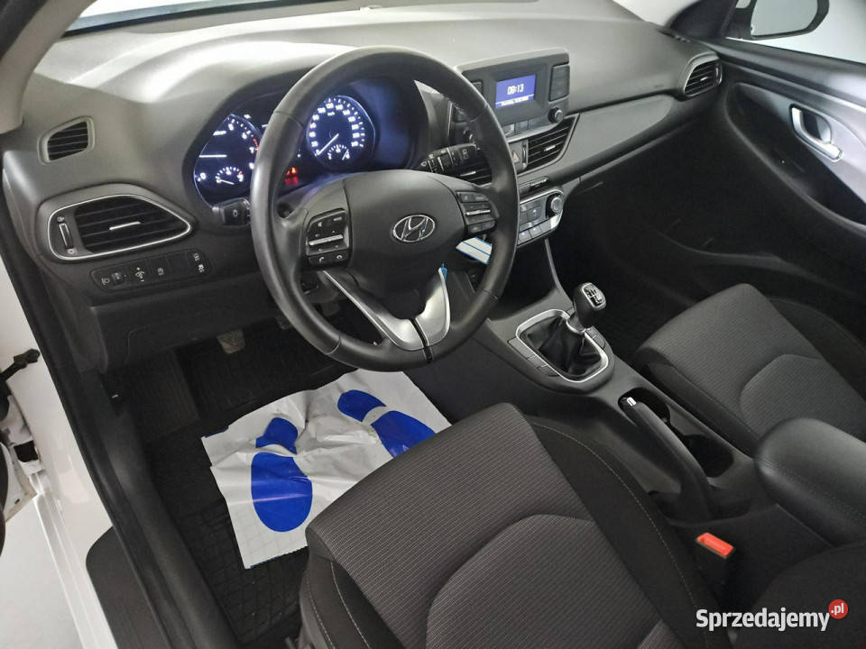 Hyundai i30 10 TGDI Classic Z Polskiego Salonu kurtyny powietrzne Warszawa sprzedam
