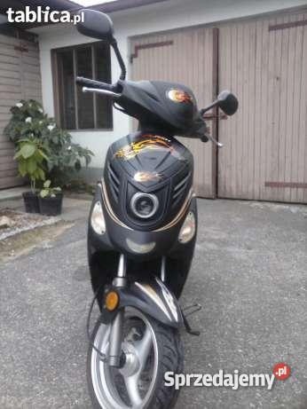 Skuter Baccari xflash 4T Nisko