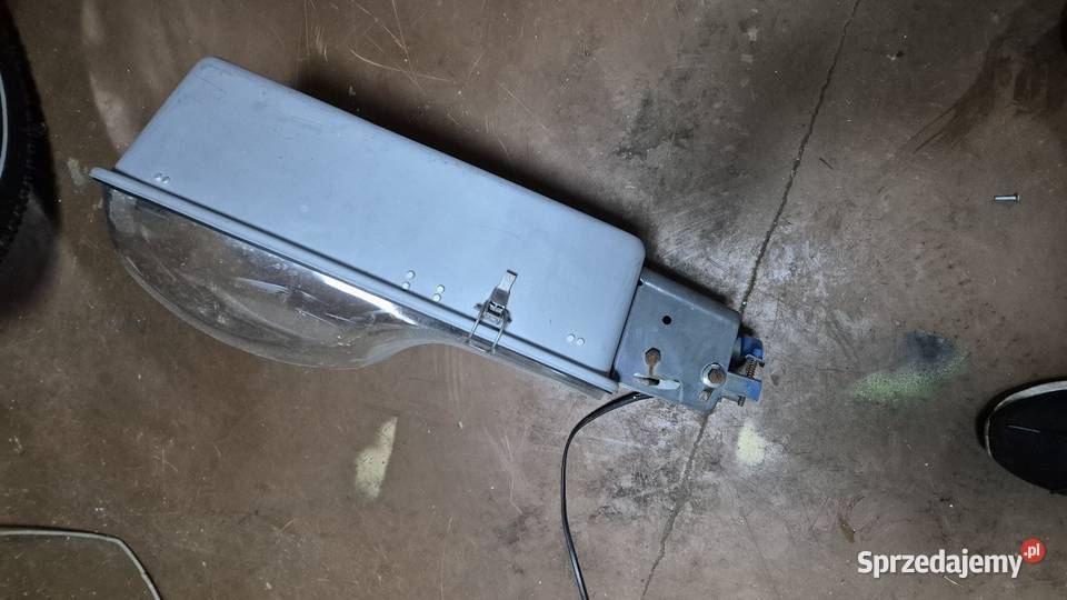 Lampa uliczna prl