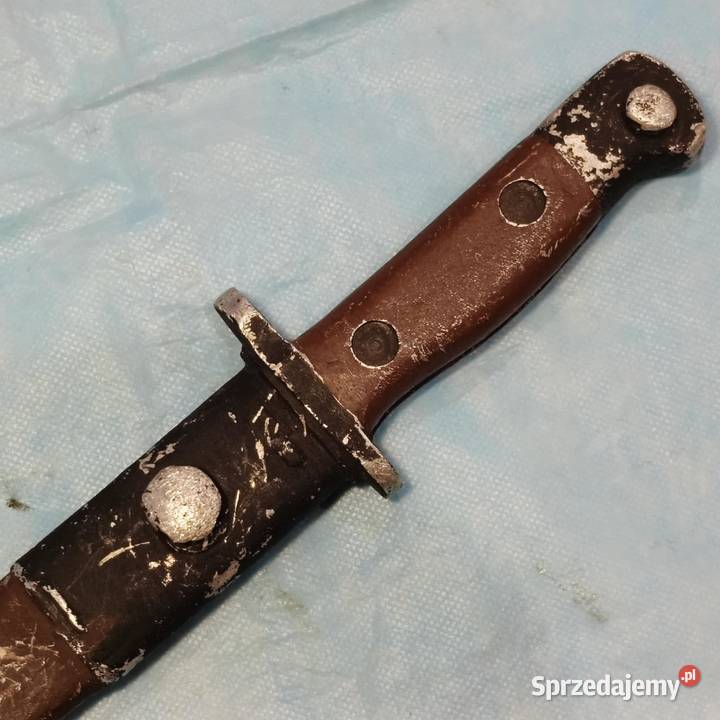 Rekwizyt bagnet Angielski 1907 z Łódzkiej Łódź