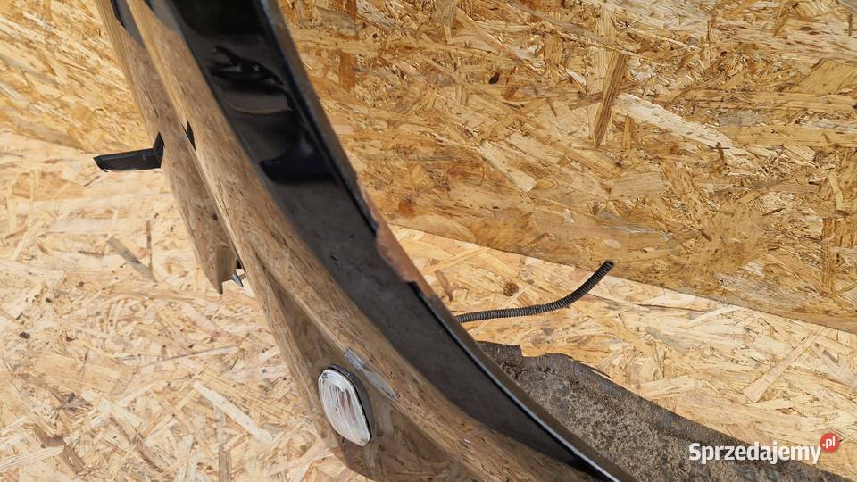 FIAT GRANDE PUNTO BŁOTNIK PRZÓD PRZEDNI PRAWY osobowe Słowikowo
