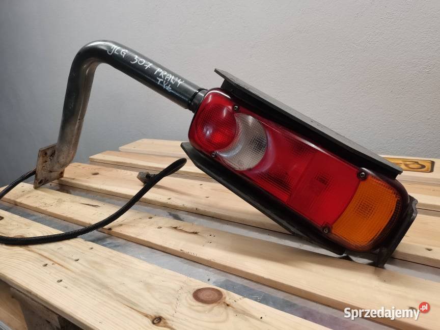Uchwyt lampy JLG 307 Prawy Wilkowo