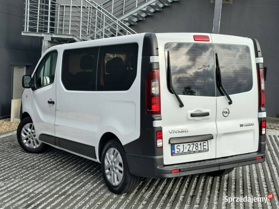 Opel Vivaro 16 cdti 125 6biegów 9osobowy 2x Kęty