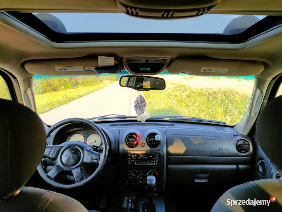 Jeep Cherokee 2004 28 CRD 150 4x4 Husów