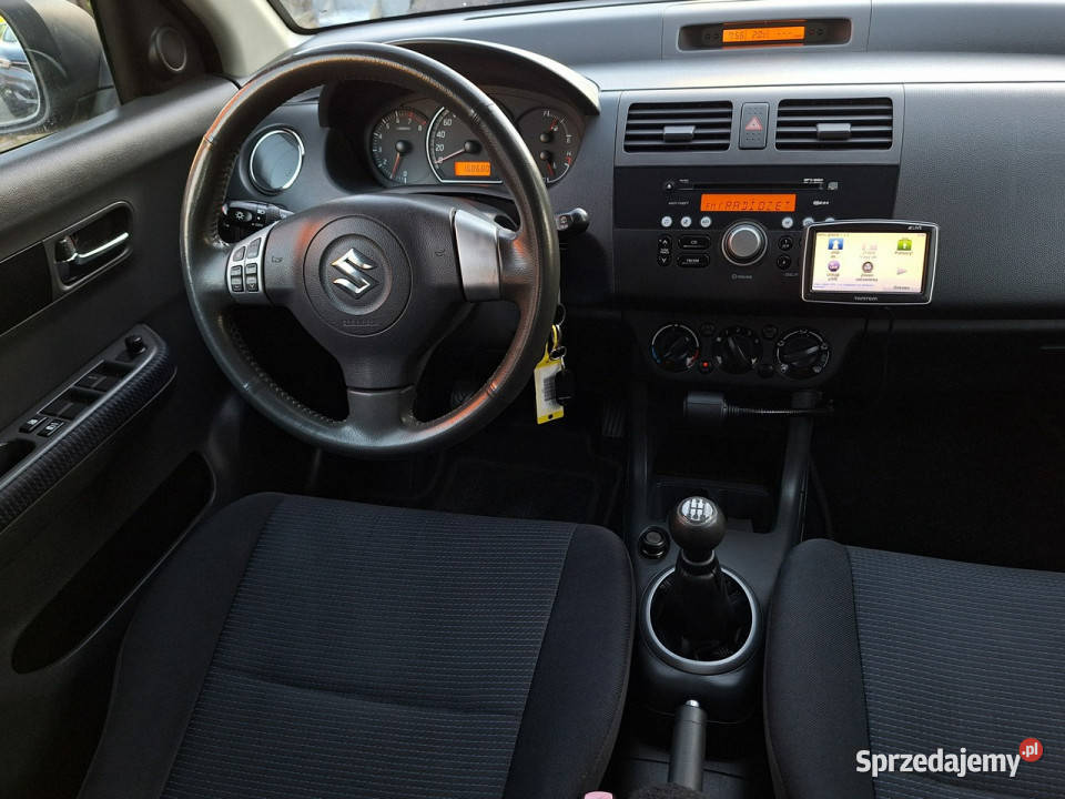 Suzuki Swift 13i Z NiEMiEC Ładny Hatchback Olsztyn sprzedam