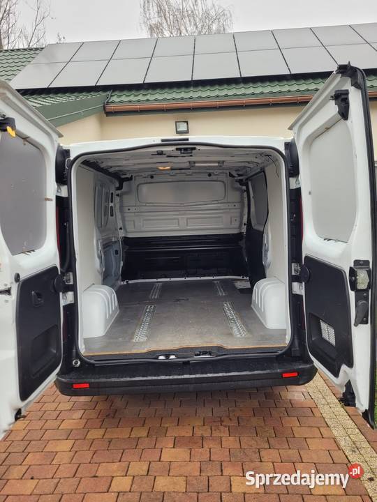 Renault Trafic L1H1 fak VAT 23 mały przebieg