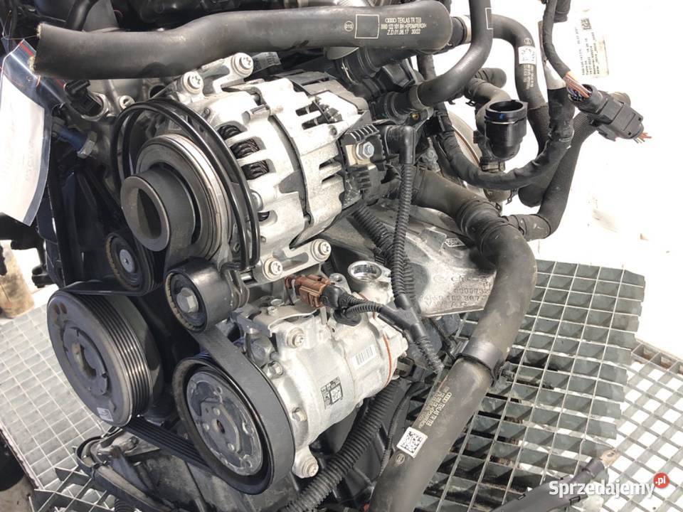 SILNIK KOMPLETNY AUDI 20 150 DMSB A4 B9